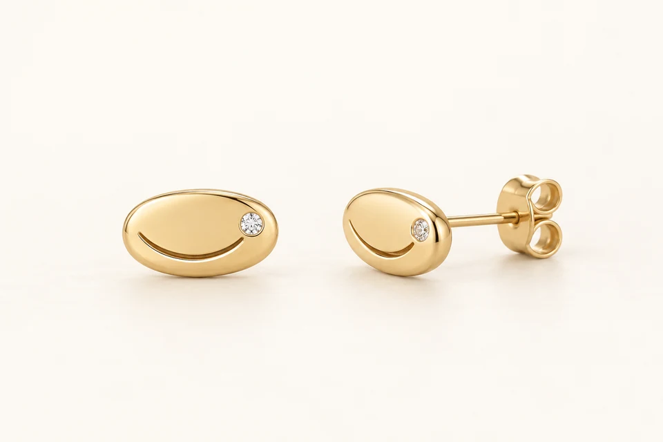 Sonrisa esencial, aretes