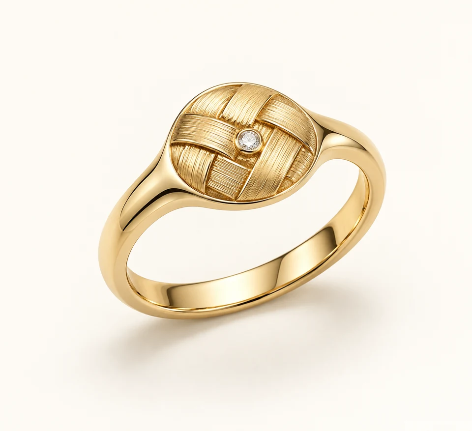 Hecho a mano, anillo